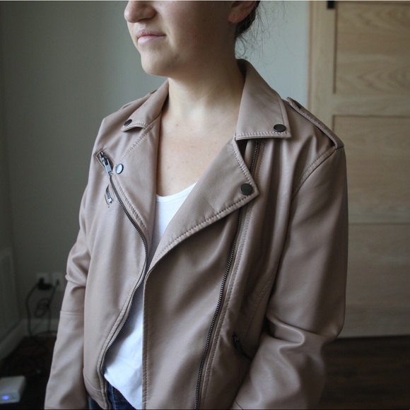 Leather bomber jacket - Picture 3 of 3